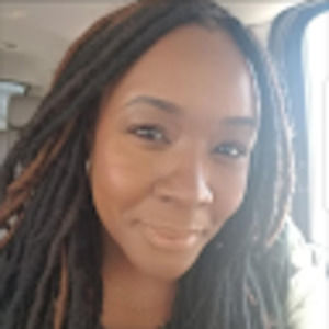 Meet your Posher, Demetria c.